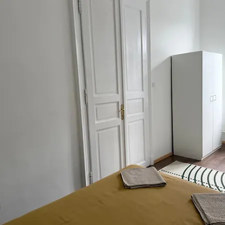 Apartment Metro West Budapest